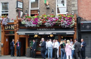 Irish Government Clarifies Indoor Dining Plans